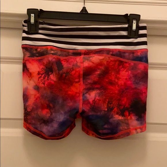 Champion shorts size Small - Picture 2 of 3